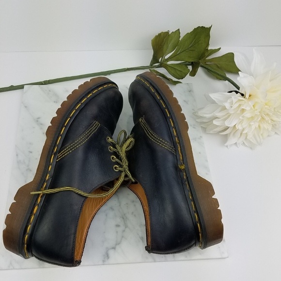 Dr. Martens lace up low shoes size uk 6 us 8 - Picture 6 of 8